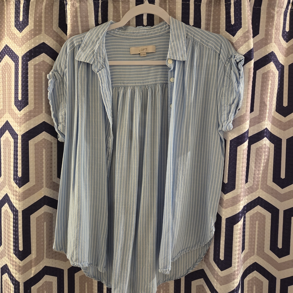 LOFT Women's Blue Striped Top